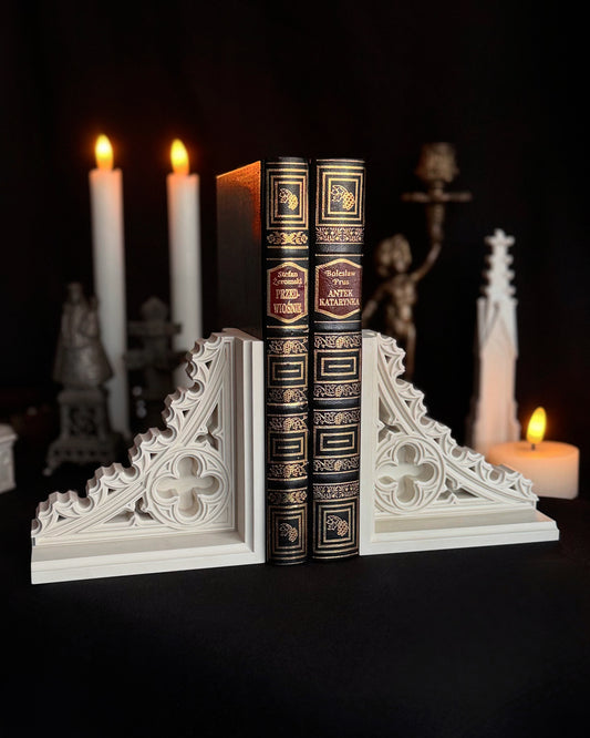 Gotyckie podpórki do książek